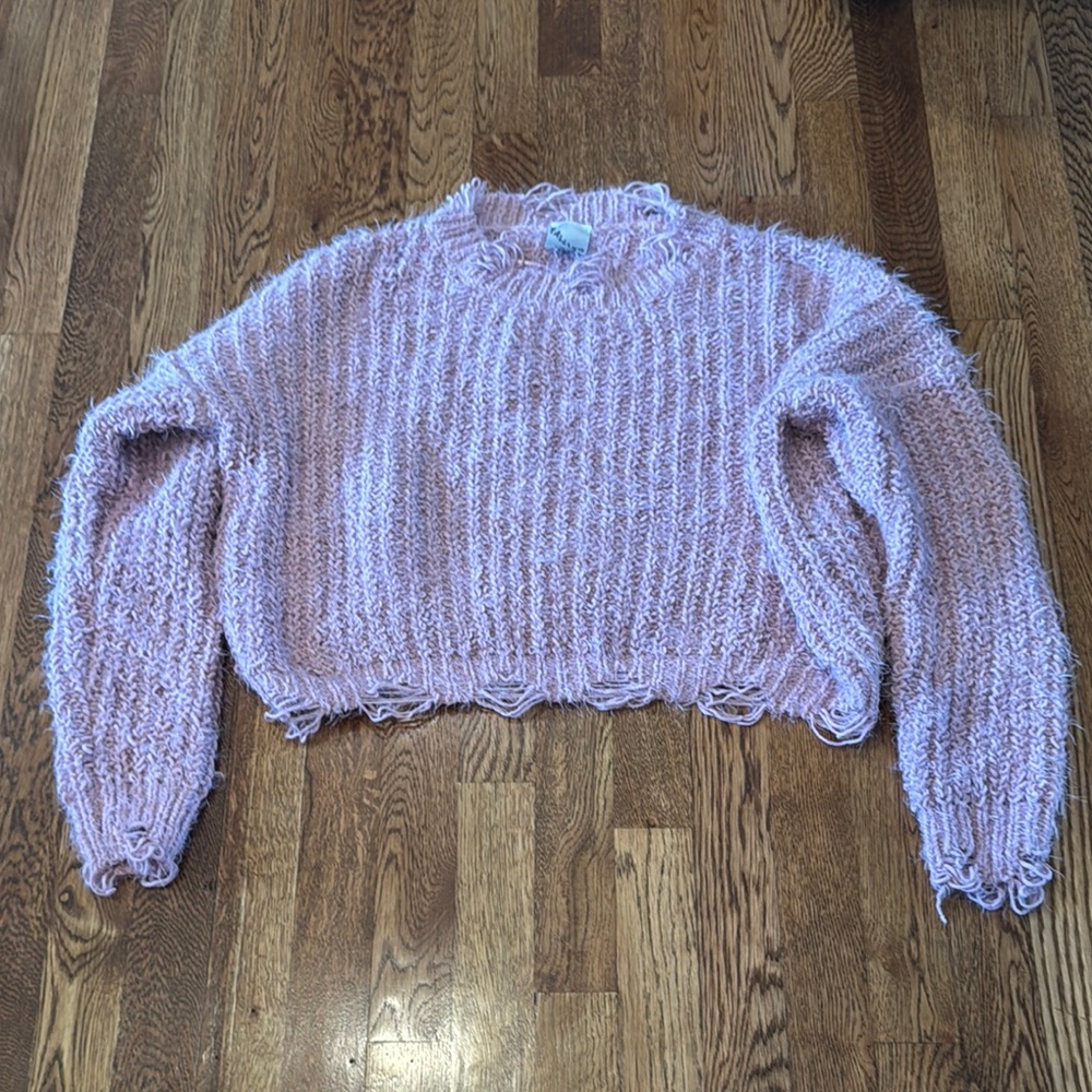 Falling Love Women’s Pink Fuzzy Sweater Size Medium